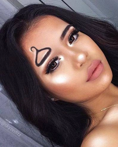 Cười ngả nghiêng với những ca làm chân mày hài hước nhất quả đất - 20