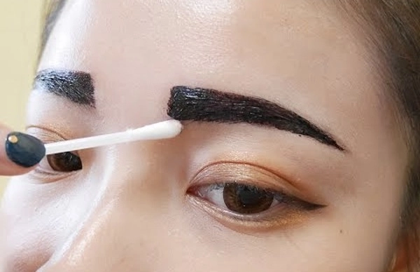 Cười ngả nghiêng với những ca làm chân mày hài hước nhất quả đất - 22