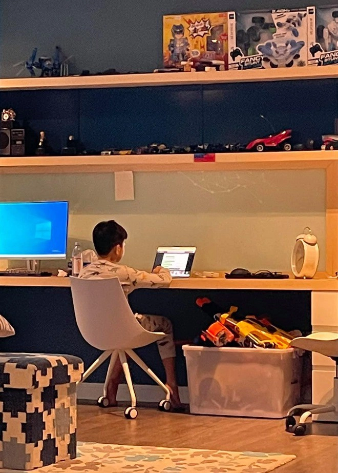 Cường đô la hào hứng khoe ảnh subeo ngày đầu nhập học lớp 7 nhưng ai cũng thắc mắc - 1
