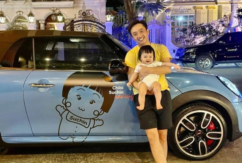 Cường đôla giận dỗi vì đàm thu trang chở con gái trên siêu xe 10 tỷ - 12