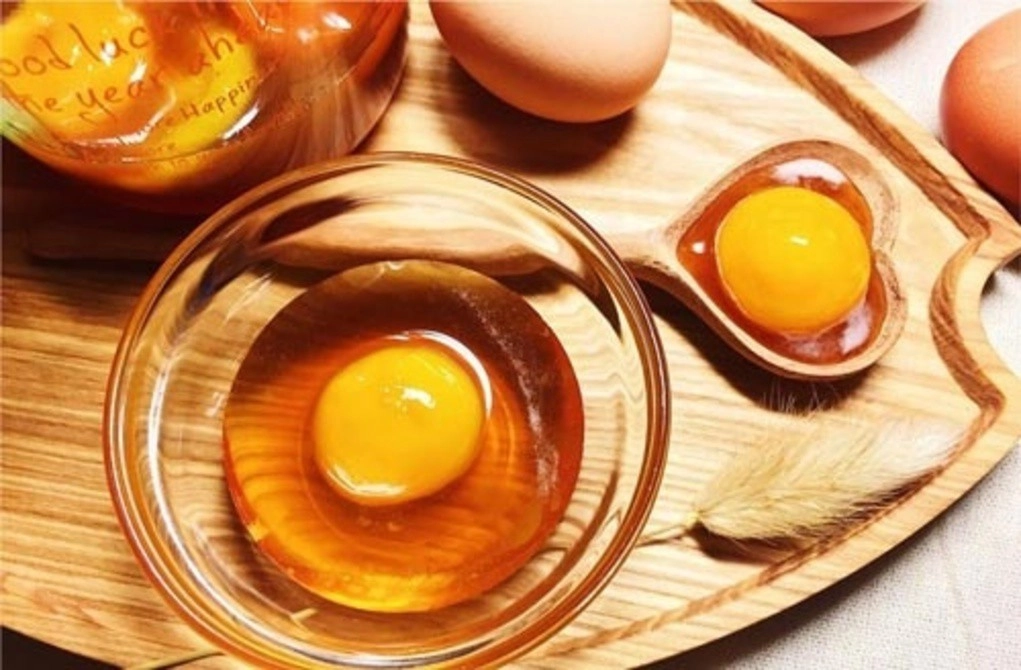 Da nàng láng mịn đều màu mà chẳng tốn mấy đồng nhờ cách trị nám bằng mật ong siêu dễ - 3