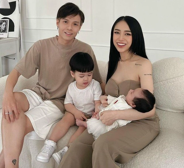 Đại gia minh nhựa 39 tuổi có 2 cháu ngoại sợ bị hiểu lầm là bố bế con vì quá trẻ - 2