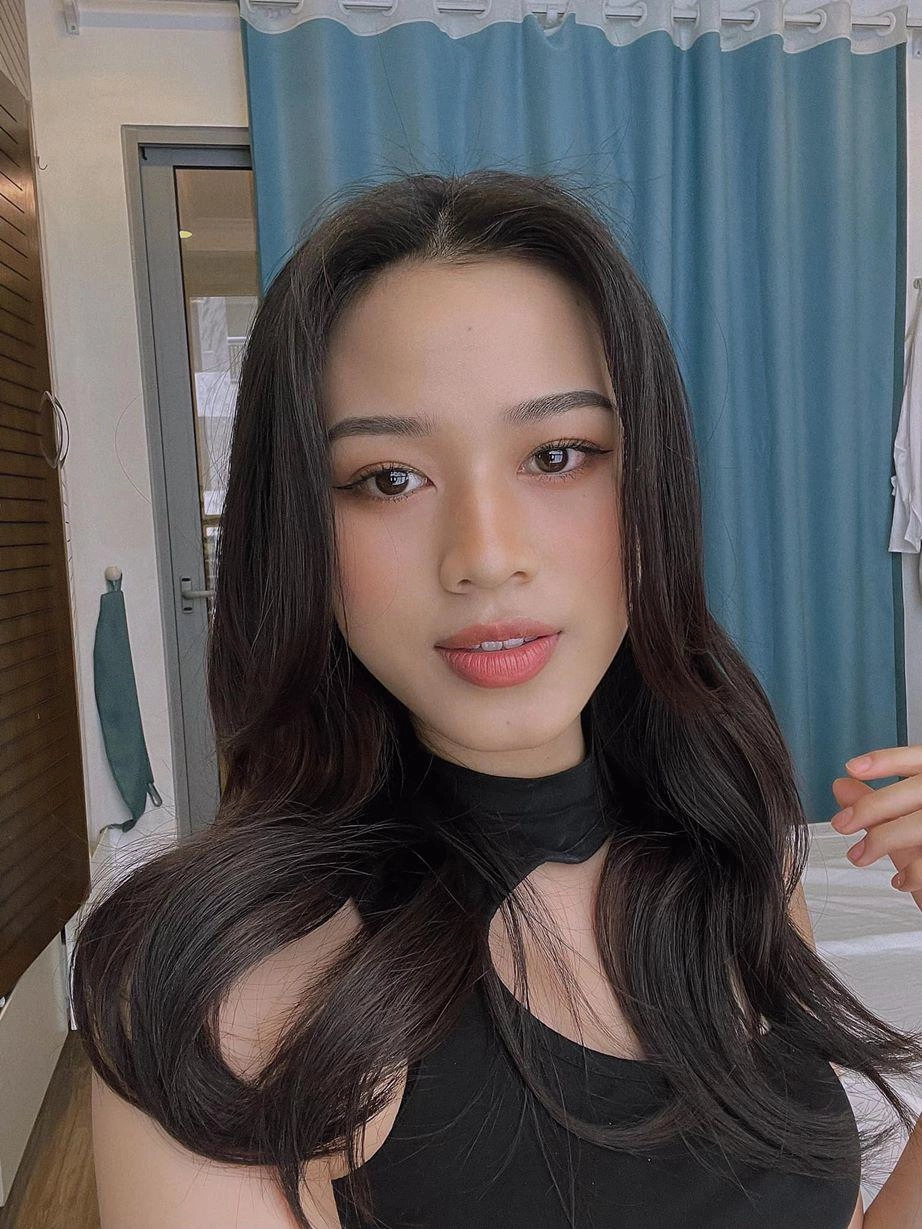 Dàn bông hậu trổ tài tự make-up đỗ thị hà sơ sài vẫn xinh nhưng chưa đỉnh bằng khánh vân - 1