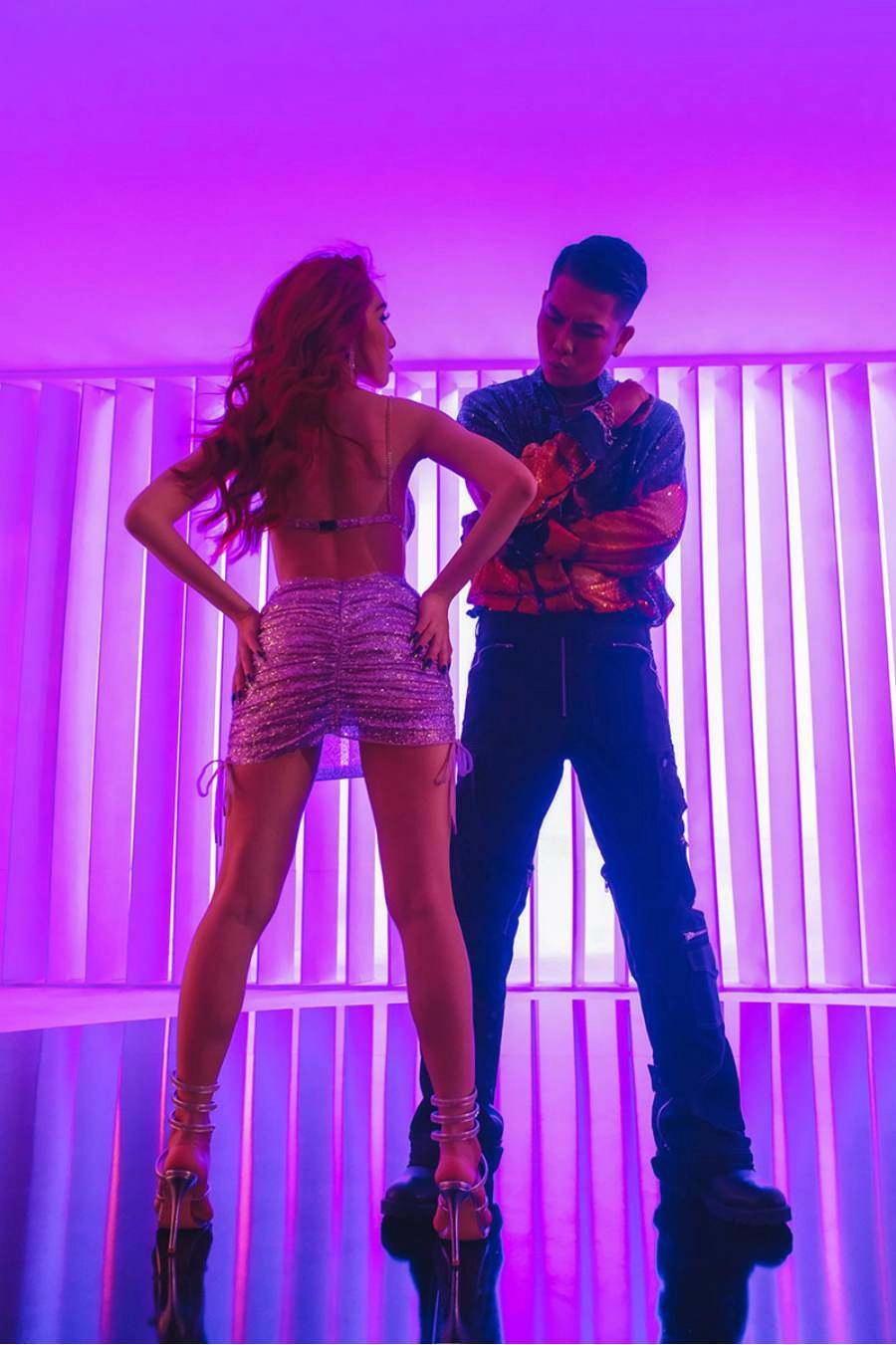 Dàn hotgirl hà thành tụ họp khó rời mắt khỏi chiếc áo của vợ rapper và thiếu gia khách sạn - 19