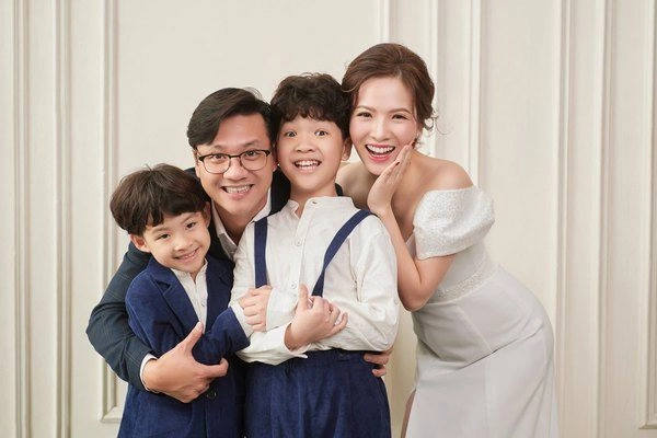 Đan lê bị đánh trong anh có phải đàn ông không đời thực là mẹ 2 con viên mãn - 5