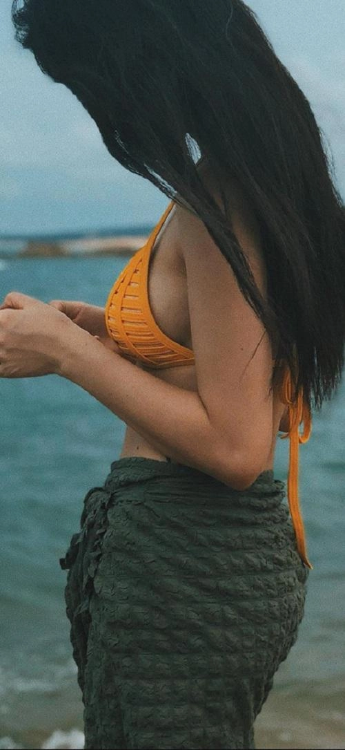 Dáng không chuẩn như người mẫu nhưng độ sexy của các mỹ nhân này giành hết phần thiên hạ - 13