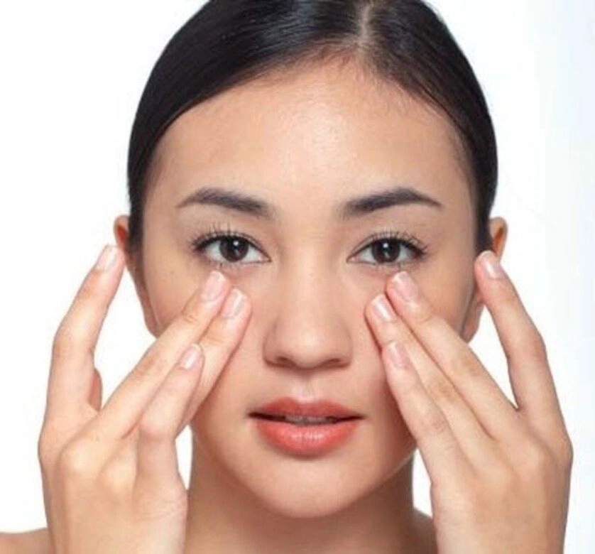 Đánh bay nếp nhăn giảm ngay mỏi mắt nhờ những cách massage mắt tại nhà đơn giản hiệu quả - 5