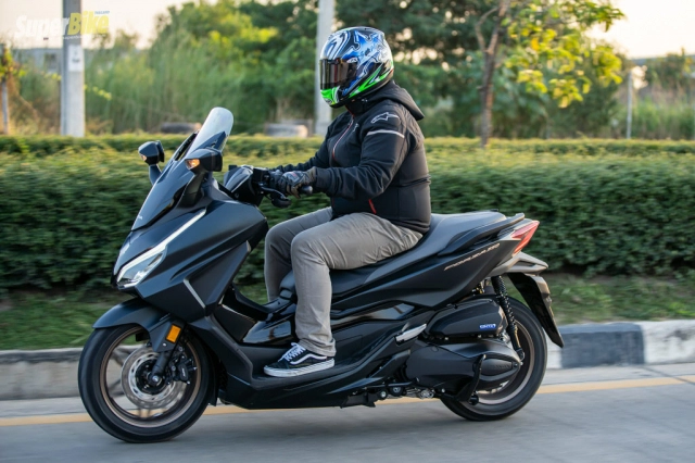 Đánh giá forza 350 2023 mới sở hữu diện mạo bắt mắt nhất trong dòng maxi-scooter - 11