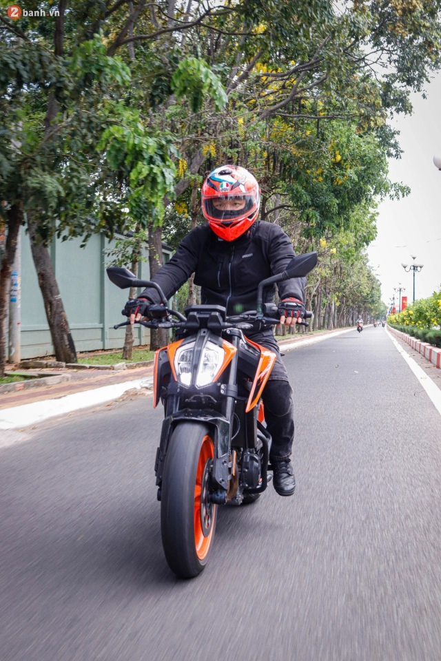 Đánh giá ktm 790 duke - 4 chiếc xe trong 1 thân xác siêu nhẹ - 4