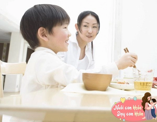 Đánh thức trẻ dậy trước 6 giờ sáng khiến con mỗi năm cao chưa đầy 3cm mẹ trẻ hối hận - 7
