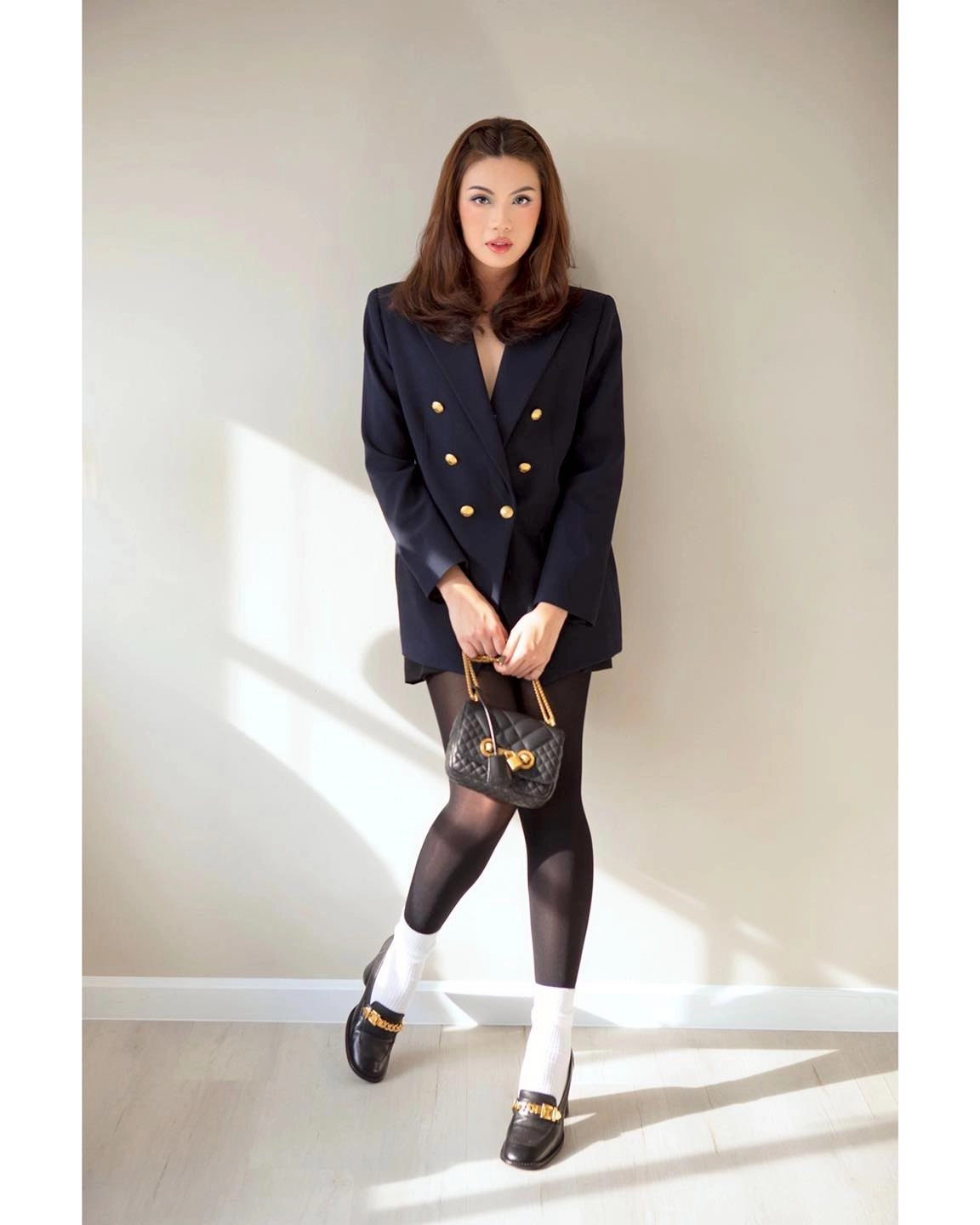 Đào bá lộc mặc style giấu quần xinh như tiểu thư với chiêu làm đẹp đơn giản - 3