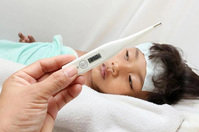 Dấu hiệu sốt xuất huyết ở trẻ em theo giai đoạn bệnh - 3