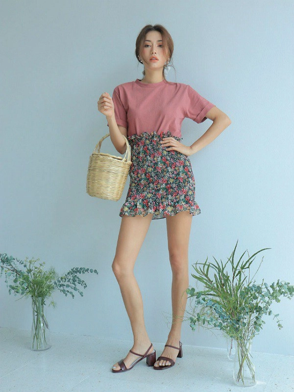 Đây là kiểu sandals mốt nhất hè này nàng diện ngày nắng hay mưa đều cực xinh xẻo - 11