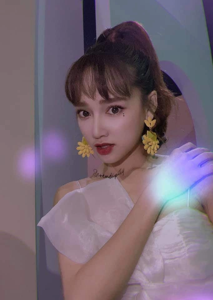 Đẹp mê hậu sinh nở hội mẹ bỉm vbiz vướng nghi vấn dao kéo người sửa mũi người gọt cằm - 11