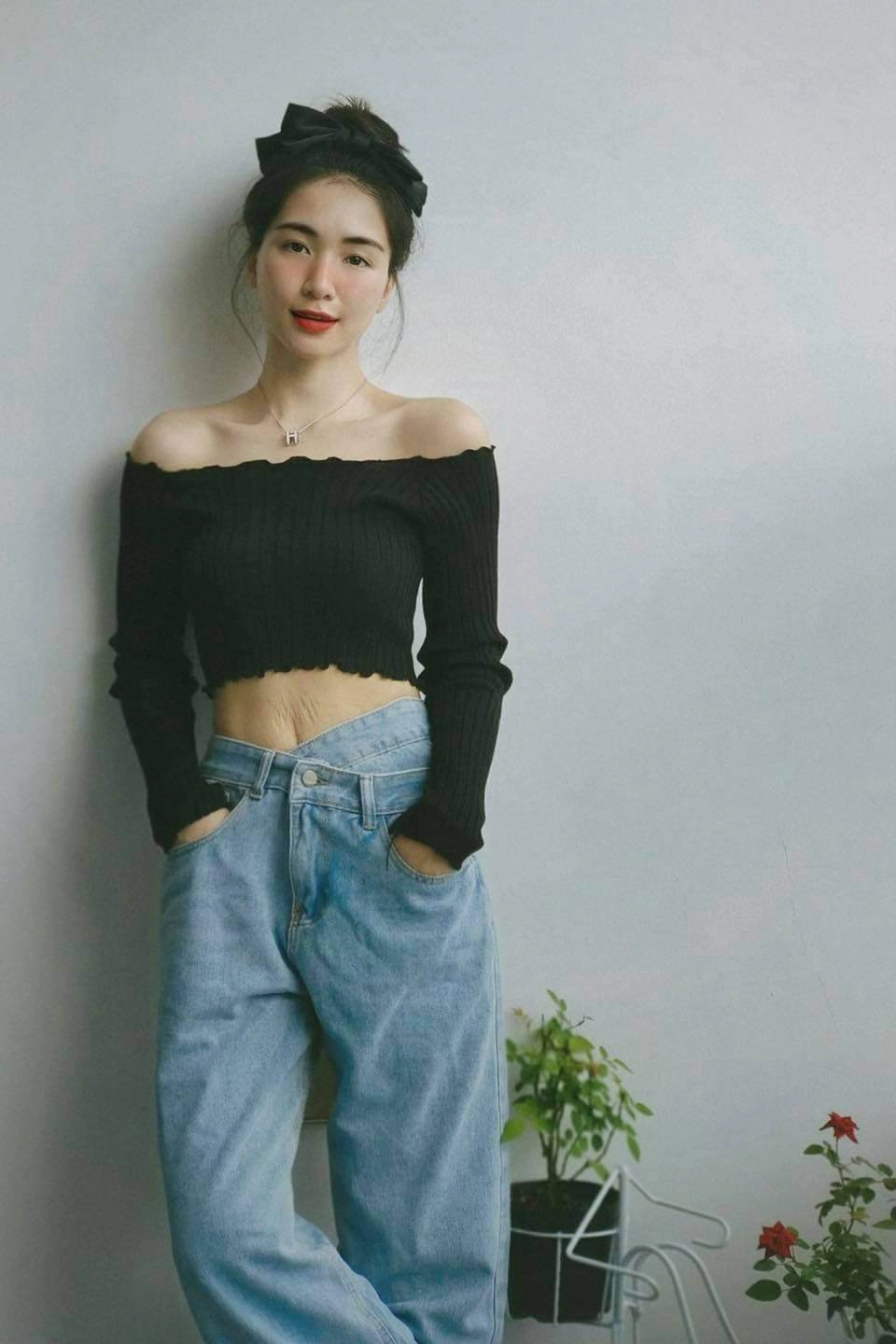 Diện bikini phải che chắn vùng dưới hoà minzy đã chịu bao đau đớn để có con trai cực phẩm - 2