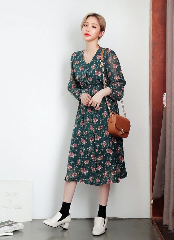 Diện đồ khoe da thịt nơi công sở hội chị em văn phòng khiến đồng nghiệp phải đỏ mặt - 13
