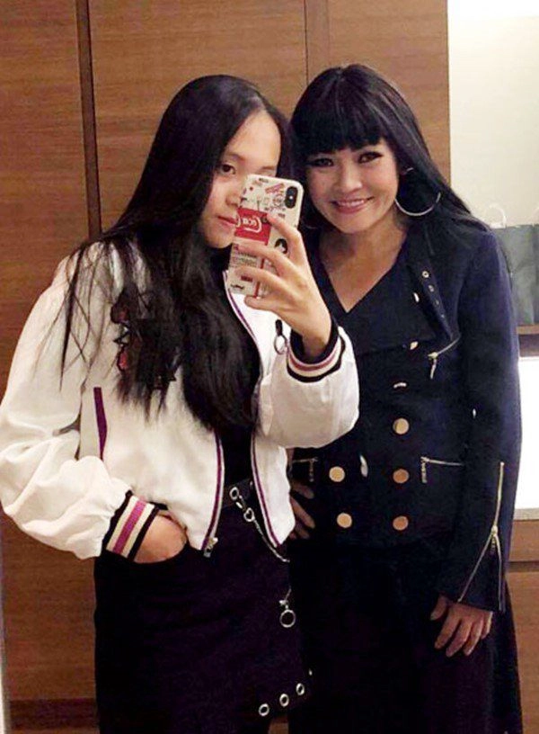 Diện mạo mới nhất của con gái phương thanh mẹ giấu 11 năm nay ra dáng thiếu nữ xinh đẹp - 9