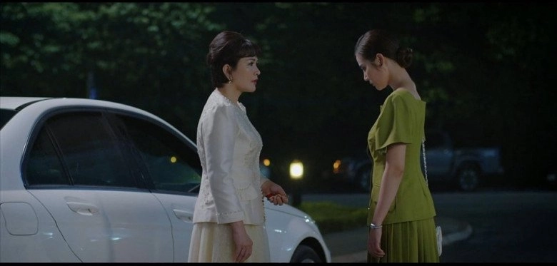 Diện thiết kế công sở giống vân trang thương ngày nắng về hồng diễm cao tay thêm giáp - 1