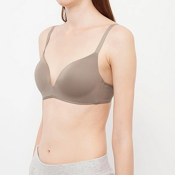 Diện váy ôm sát chụp hình trước kính bạn gái lâm tây để lộ chi tiết đầy táo bạo - 13