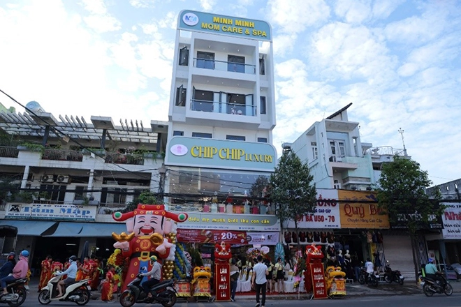 Diễn viên cao thái hà đến chúc mừng lễ khai trương chip chip luxury minh minh mom care spa - 3