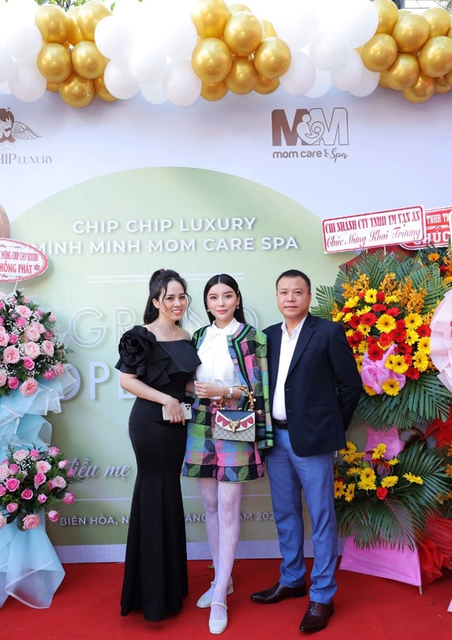 Diễn viên cao thái hà đến chúc mừng lễ khai trương chip chip luxury minh minh mom care spa - 5