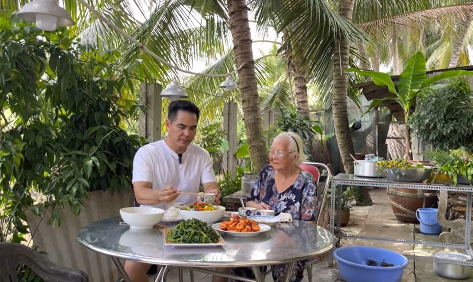 Diễn viên trung dũng làm món bánh chân quê khiến dân mạng thấy cả tuổi thơ ùa về món thứ 2 càng dữ dội - 12