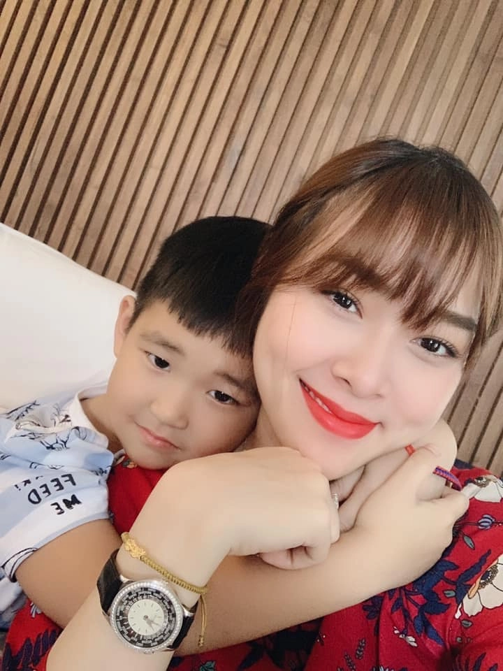 Diệp bảo ngọc 20 tuổi có con với thành đạt giờ làm mẹ đơn thân trong biệt thự 100m2 có 3 công ty lớn - 7