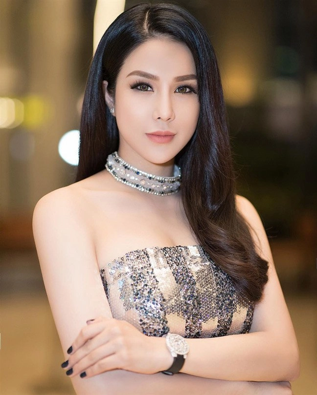 Diệp lâm anh từ quả bom gợi cảm của showbiz đến bà mẹ hai con sang chảnh - 14