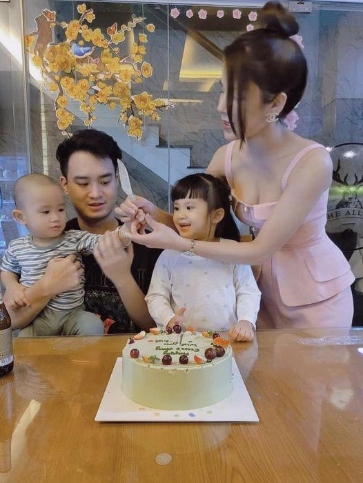 Diệp lâm anh từng bị nghi đập mặt xây lại nhìn nhan sắc 2 nhóc tỳ mới rõ sự thật - 16