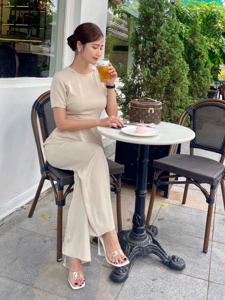 Đọ sắc hồng diễmbạn gái màn ảnh của đình tú mặc lấp ló quần trong vẫn sành điệu - 8