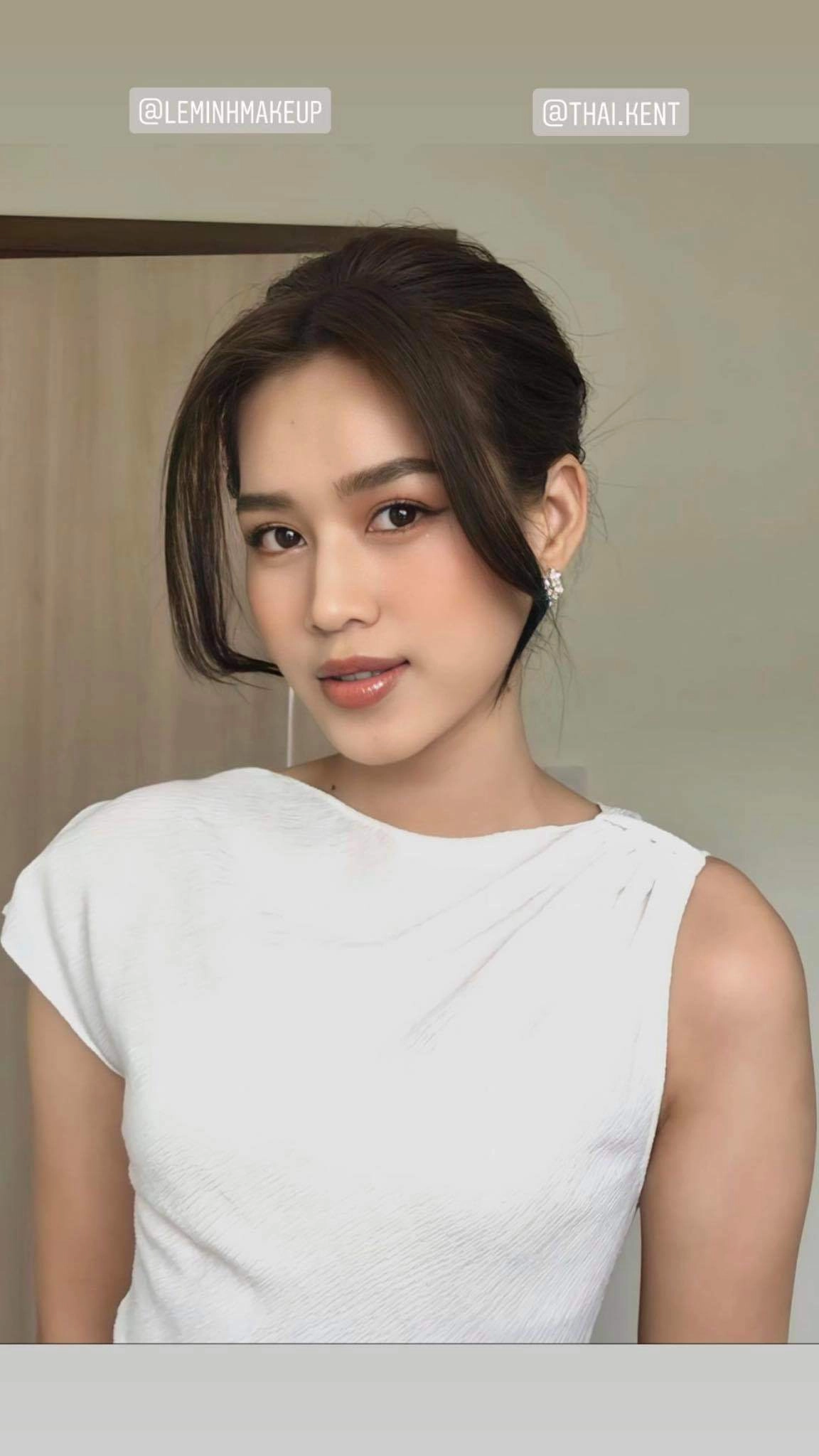Đỗ thị hà bay vào nam trông tây hẳn tự tin khoe eo thon nhờ một động tác - 3