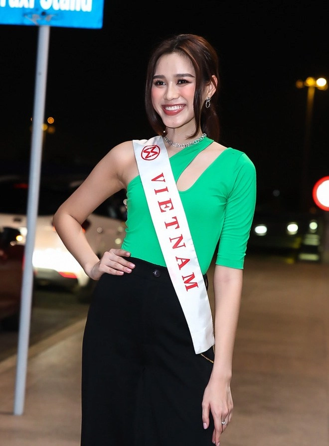 Đỗ thị hà đánh má hồng quá tay vẫn được khen màu son quyền lực lên ngôi trên ghế nóng - 5