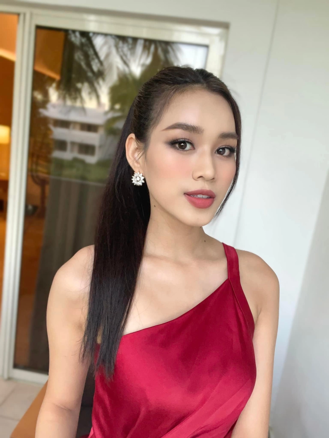 Đỗ thị hà diện váy buông lơi khoe nhan sắc như tranh vẽ trước thềm chung kết miss world - 6