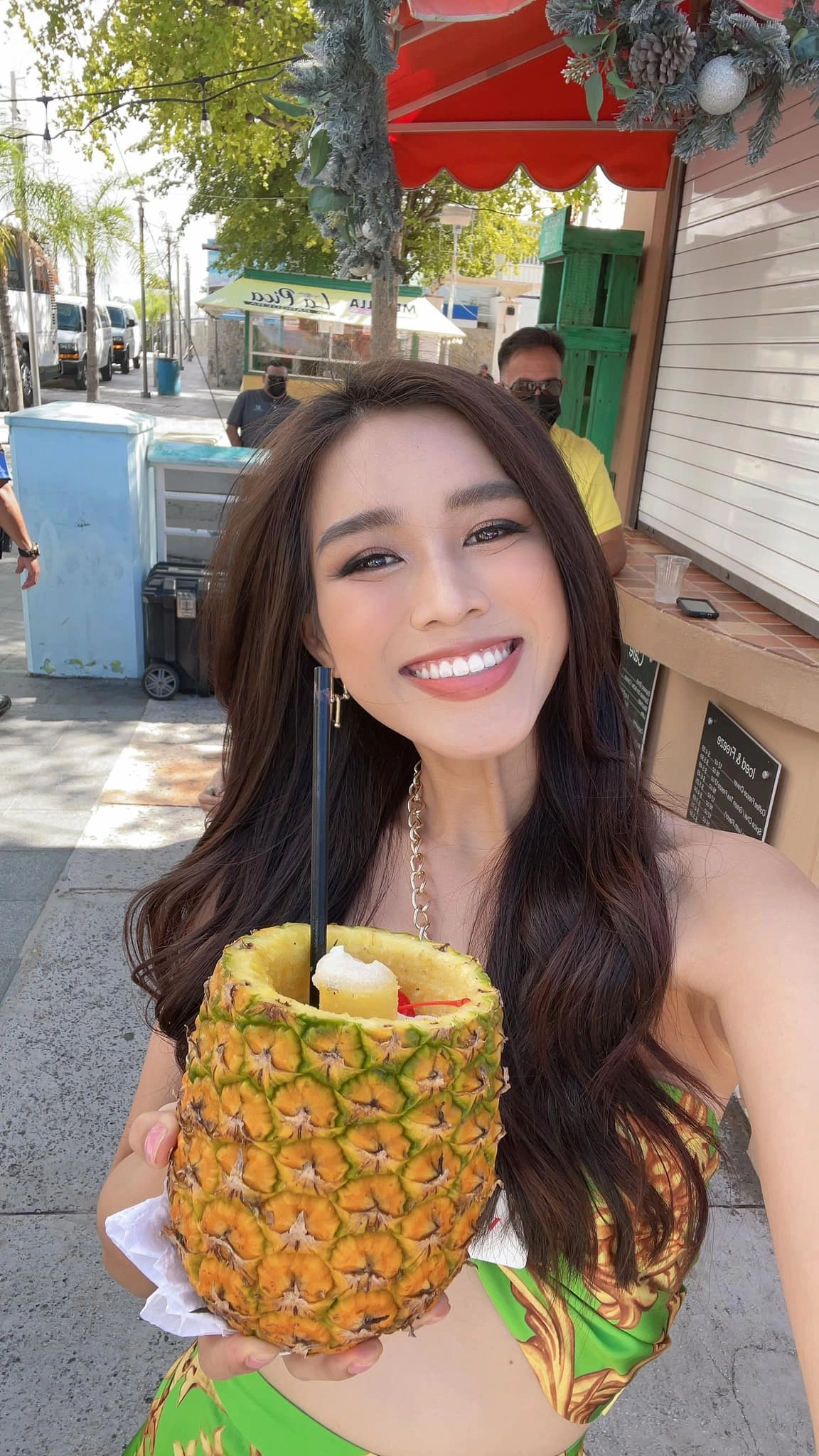 Đỗ thị hà diện váy buông lơi khoe nhan sắc như tranh vẽ trước thềm chung kết miss world - 7