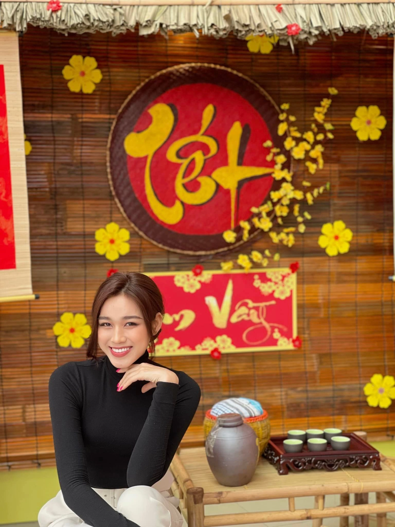 Đỗ thị hà háo hức trở lại trường phấn son sương sương chuẩn sinh viên gương mẫu - 6