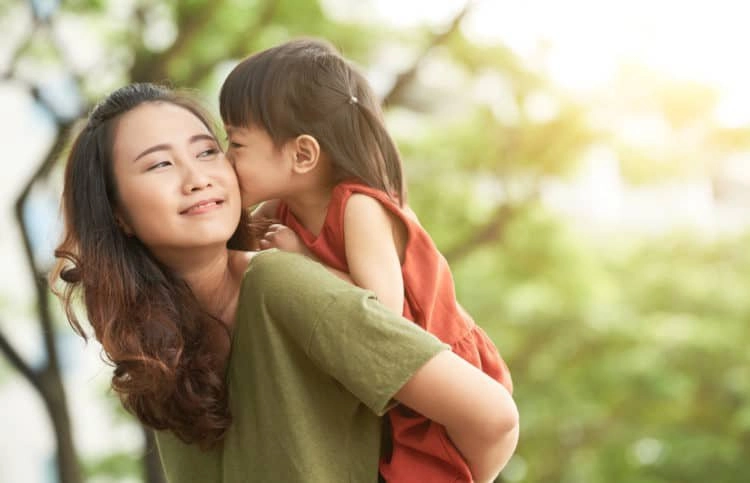 Doanh nhân siêu giàu cầu hôn mẹ đơn thân sau 1 tiếng xem mắt cô ấy quá xinh - 6