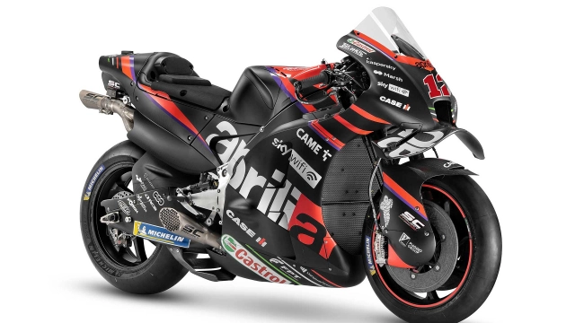 Đội đua aprilia racing rs-gp ra mắt motogp 2022 - 4