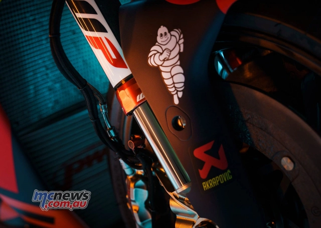 Đội đua tech3 ktm factory racing ra mắt và sẵn sàng chiến đấu motogp 2021 - 13