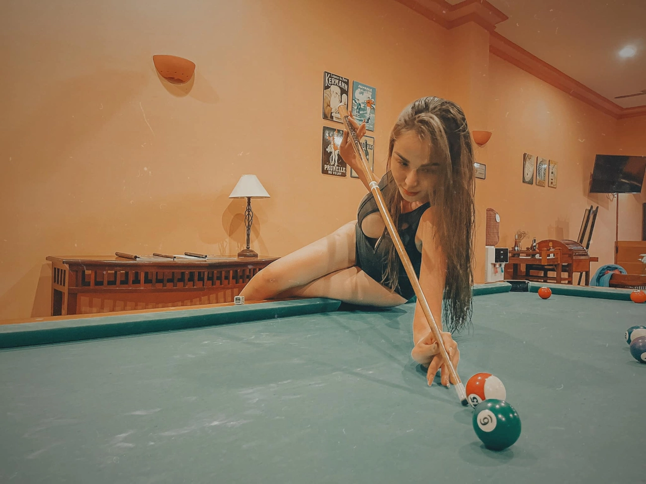 Đơn thân nuôi con trai 6 tuổi hh diễm hương ra đường trai trẻ vẫn gọi em ngọt xớt - 2