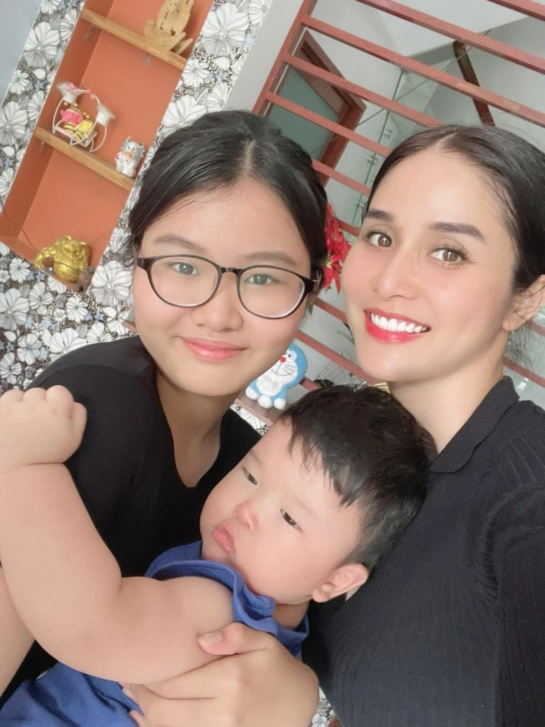Đóng chung phim bị trai kém 8 tuổi cưa đổ thảo trang tiếng sét trong mưa có con viên mãn - 11