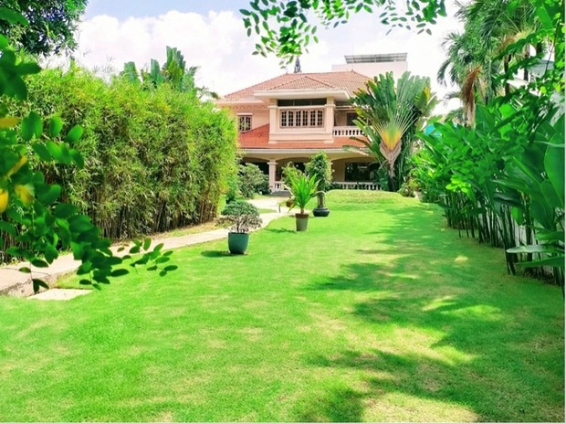 Đông nhi chi trăm triệu cho con gái học mầm non tan trường 2 mẹ con buồn xo ôm nhau thấy thương - 6
