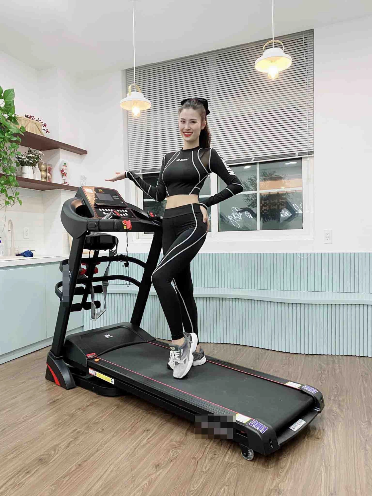 Đông nhi giữ dáng với bộ môn khó kiểm soát cơ mặt giống hồng diễm không lên cơ như gym vẫn đốt mỡ tuyệt vời - 6