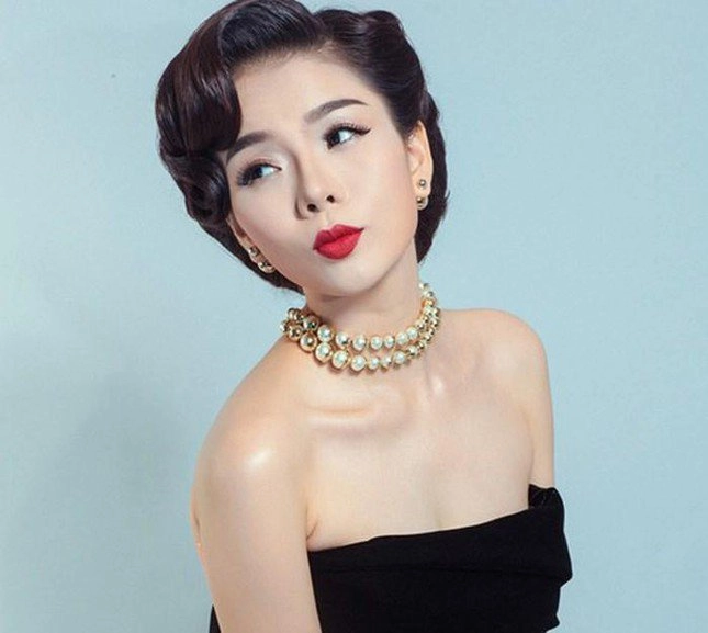 Dù đã rút sụn mũi dáng mũi của lệ quyên vẫn thon gọn bất ngờ - 2