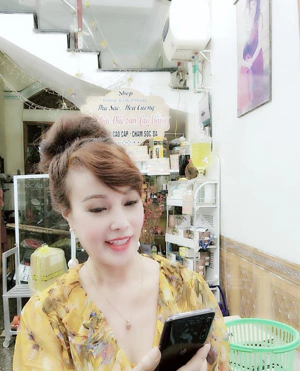 Phẫu thuật thẩm mỹ hết mặt cô dâu 62 tuổi vẫn bị da nhăn nheo chảy xệ - 12