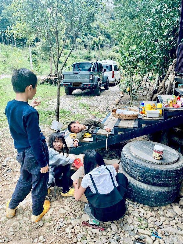 Dự tiệc cưới đẹp ngang ngửa cô dâu ít người nghĩ vợ lý hải ở nhà tự chăm 4 con - 15
