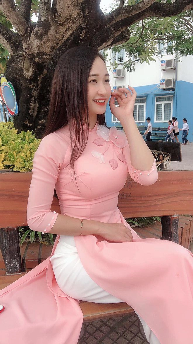 Đưa con đi chơi mẹ đơn thân hà nội làm đàn ông nhìn không rời mắt vì tưởng chị gái - 4