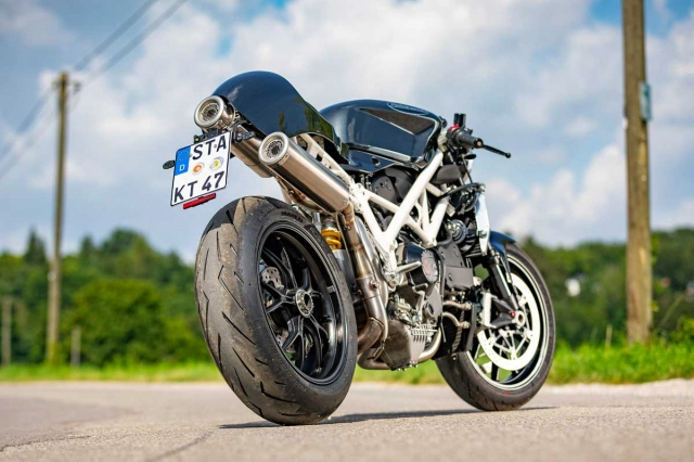 Ducati 1098 độ cafe racer với biệt danh góa phụ đen - 7