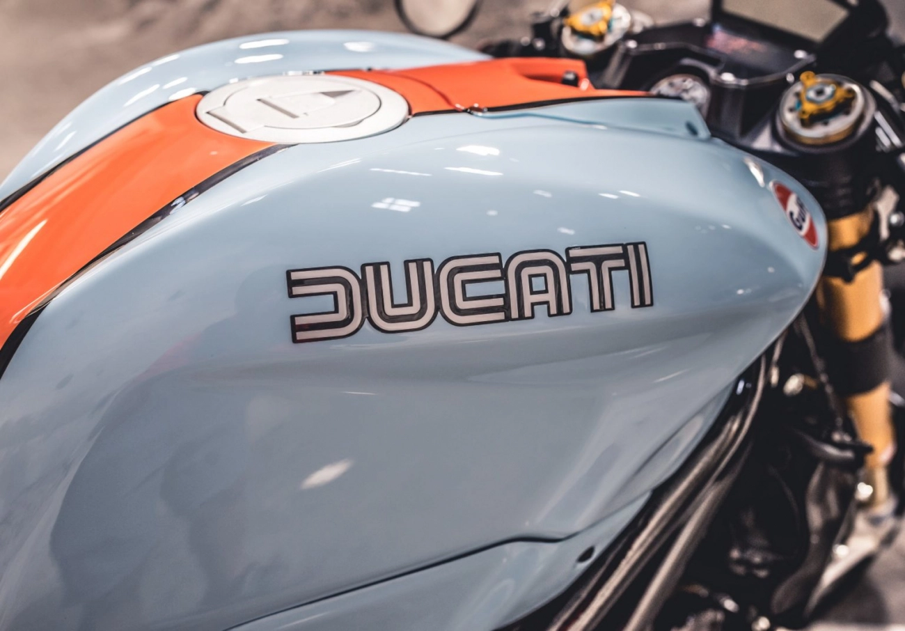 Ducati 1098s độ ấn tượng với phong cách streetfighter - 6