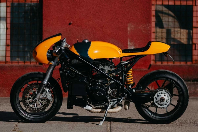 Ducati 749 độ phong cách cafe racer tàn bạo với thời gian 3 năm - 8