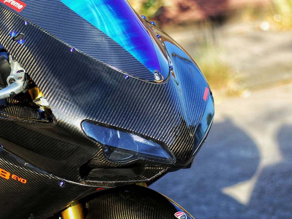 Ducati 848 evo độ nổi bật với full áo sợi carbon đẹp mê hồn - 3
